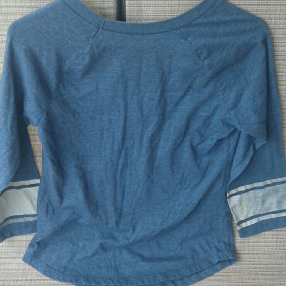 Top - Picture 2 of 3